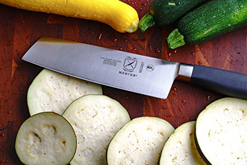7-Inch Nakiri Vegetable Knife, Black | Mercer Culinary M20907