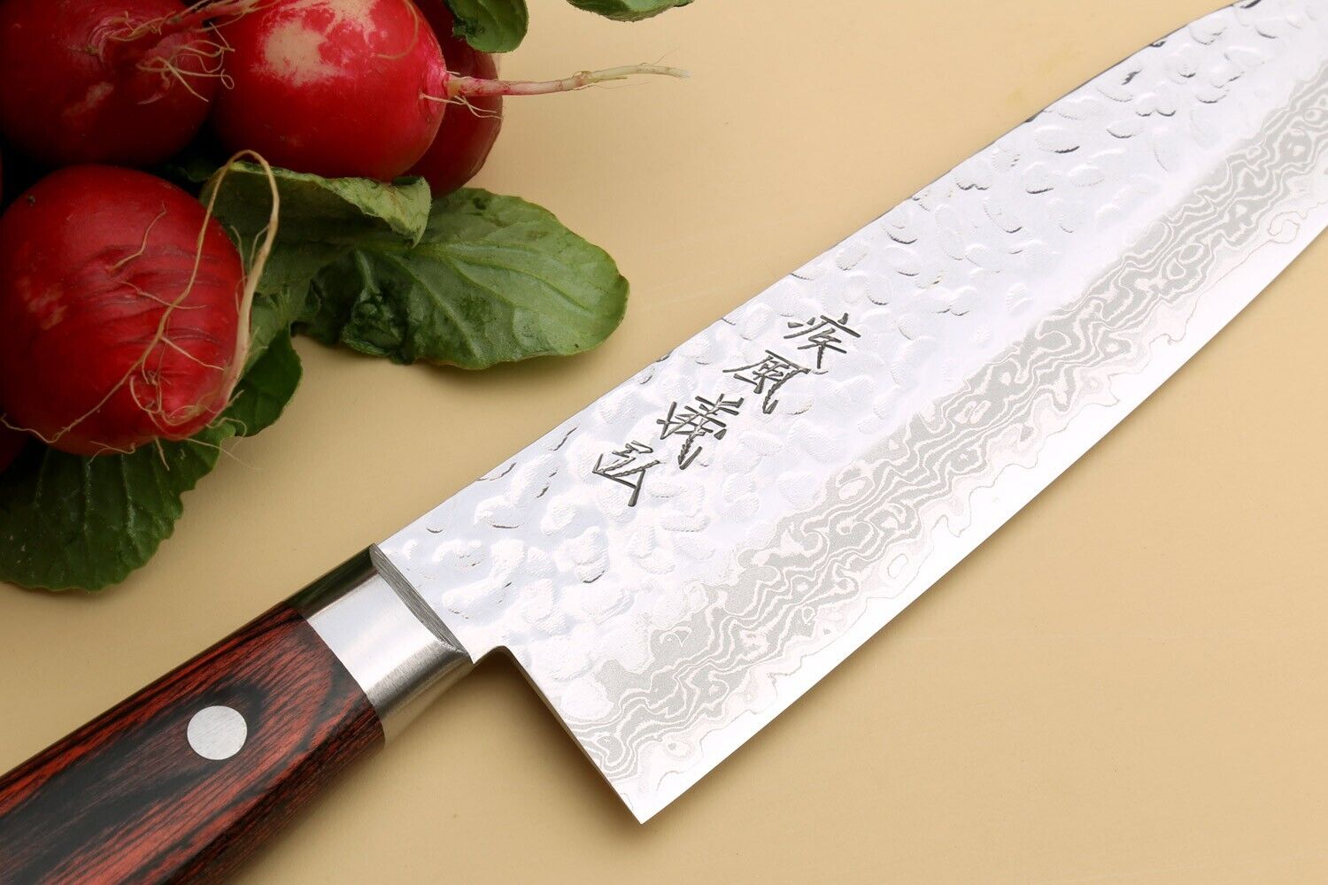 Yoshihiro VG10 Hammered Damascus Santoku 18cm Japanese Knife