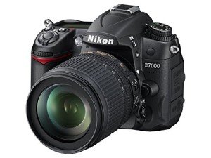 Nikon D7000 DSLR Camera with 18-105mm Lens