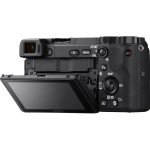 Sony Alpha 6400 Mirrorless Camera with 18-135mm Lens