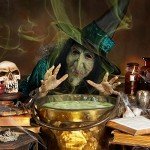 Suilung Halloween Witch Mask & Cape Set