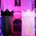 Hanging Halloween Ghosts Decor Pack - 2 Pieces
