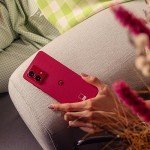 Motorola Moto G84 5G with Protective Cover - Magenta