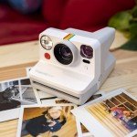 Polaroid Go Instant Camera Bundle with Tips Card