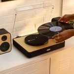 House of Marley Bluetooth Turntable with Speakers