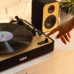 House of Marley Bluetooth Turntable with Speakers