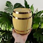 Wooden Whiskey Barrel: Stylish Mini Decanter for Spirits
