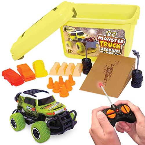 Monster Truck Stadium Set - RC Truck, Ramp, Accessories