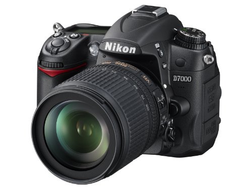 Nikon D7000 DSLR Camera - Black with 18-105mm VR
