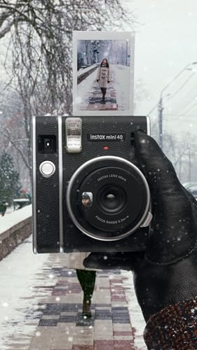 Black Instax Mini 40: Easy Automatic Exposure Camera