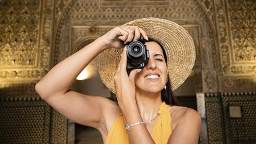 Canon EOS R10 Mirrorless Camera with RF-S 18-150mm STM Lens