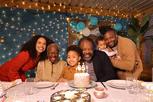 Canon EOS R100 with RF-S 18-45mm Lens