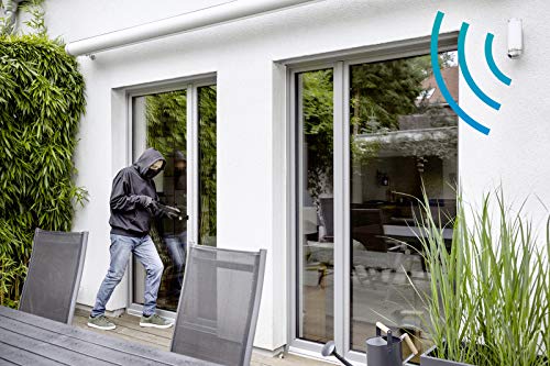 Bosch Smart Home Outdoor Camera with Integrated Light