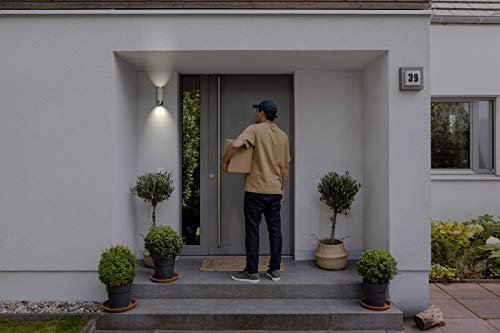 Bosch Smart Home Outdoor Camera with Integrated Light