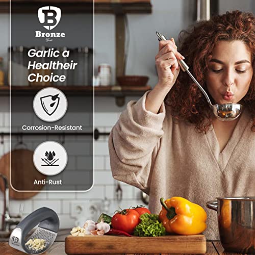 Bronze® Garlic Press Rocker Set: Simplify Cooking!