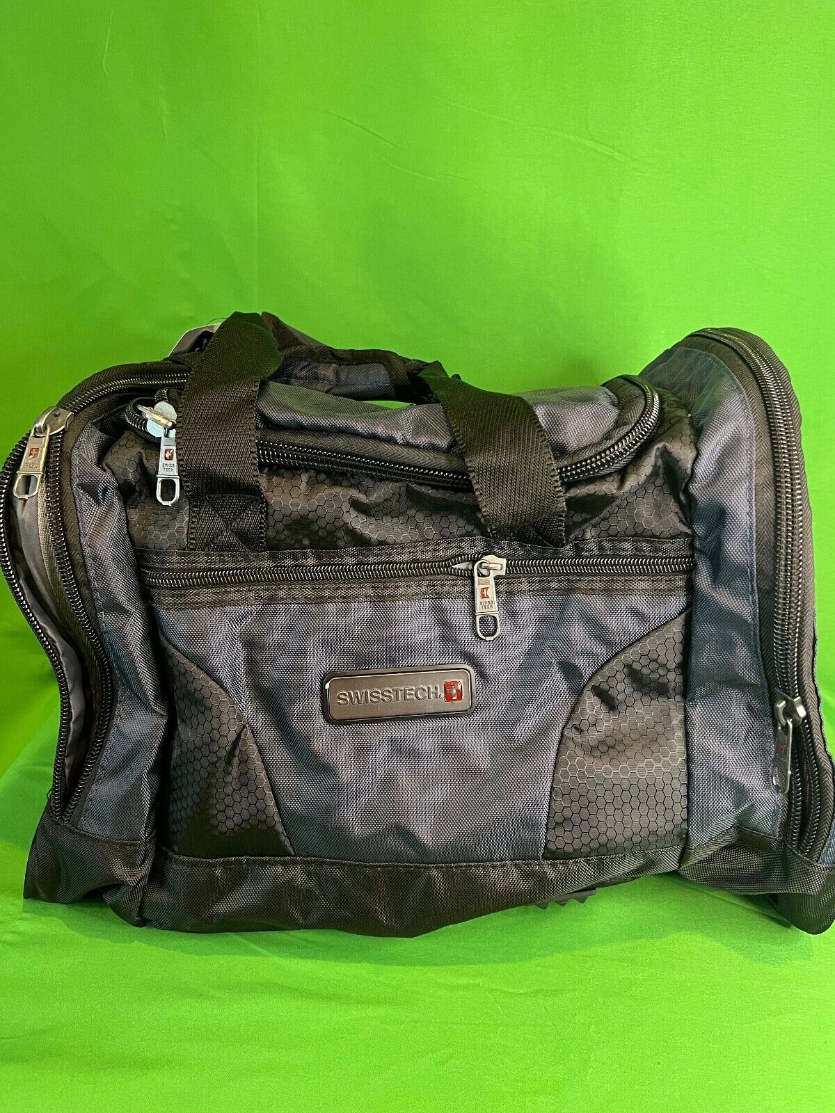 SWISSTECH Urban Trek 22" Duffel Bag with Zippered Mesh Compartments