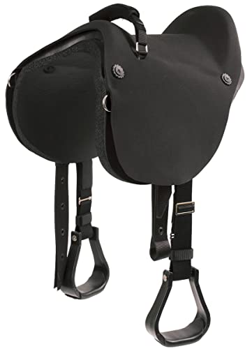 Mustang Western Soft Ride Saddle in 16/17 Inch