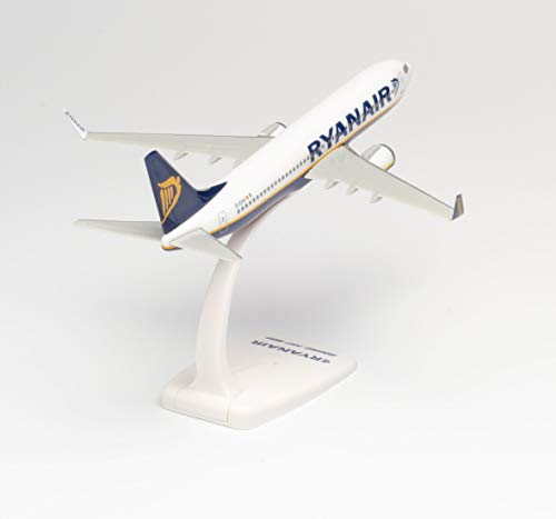 Ryanair Boeing 737-800 Aviation Model Kit