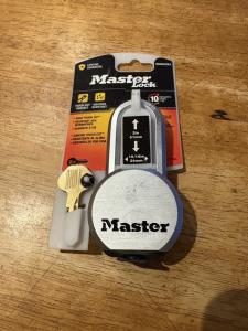 Master Lock Magnum Heavy Duty Steel Padlock