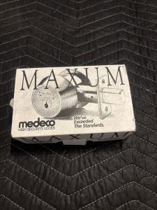 Medeco Maxum Satin Nickel Single Cylinder Deadbolt