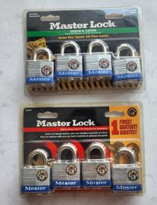 MASTER LOCK 3008D 4 Pack STEEL KEYED LAMINATED PADLOCKS w/ 4 Keys.   NEW!