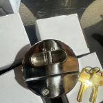 20 Pack of Hockey Puck Hidden Shackle Locks