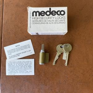 Medeco High Security Lock Cylinder with 2 Keys