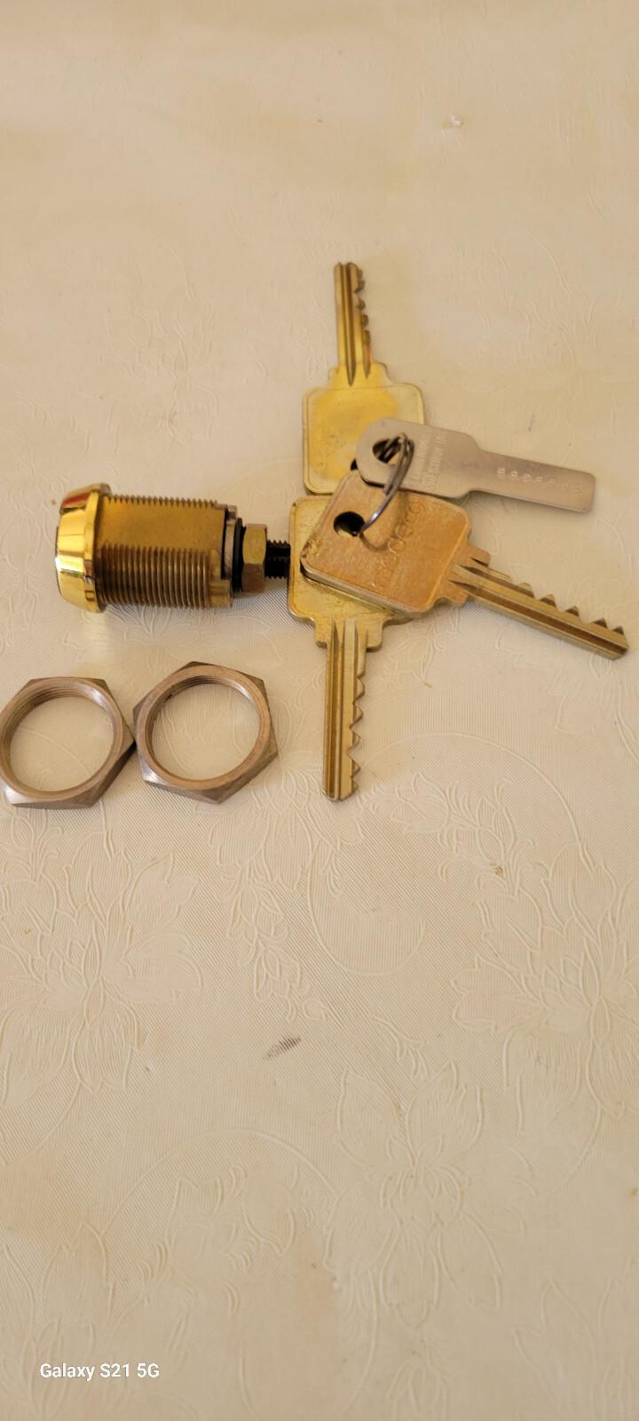 Medeco S72P Unpickable Lock with 3 Keys