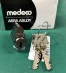 Medeco M4 High Security Anchor Las Padlock