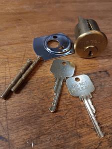 Medeco Rim Cylinder Lock - Keyed Alike