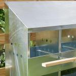 Brower 6-Hole Chicken Nest Box