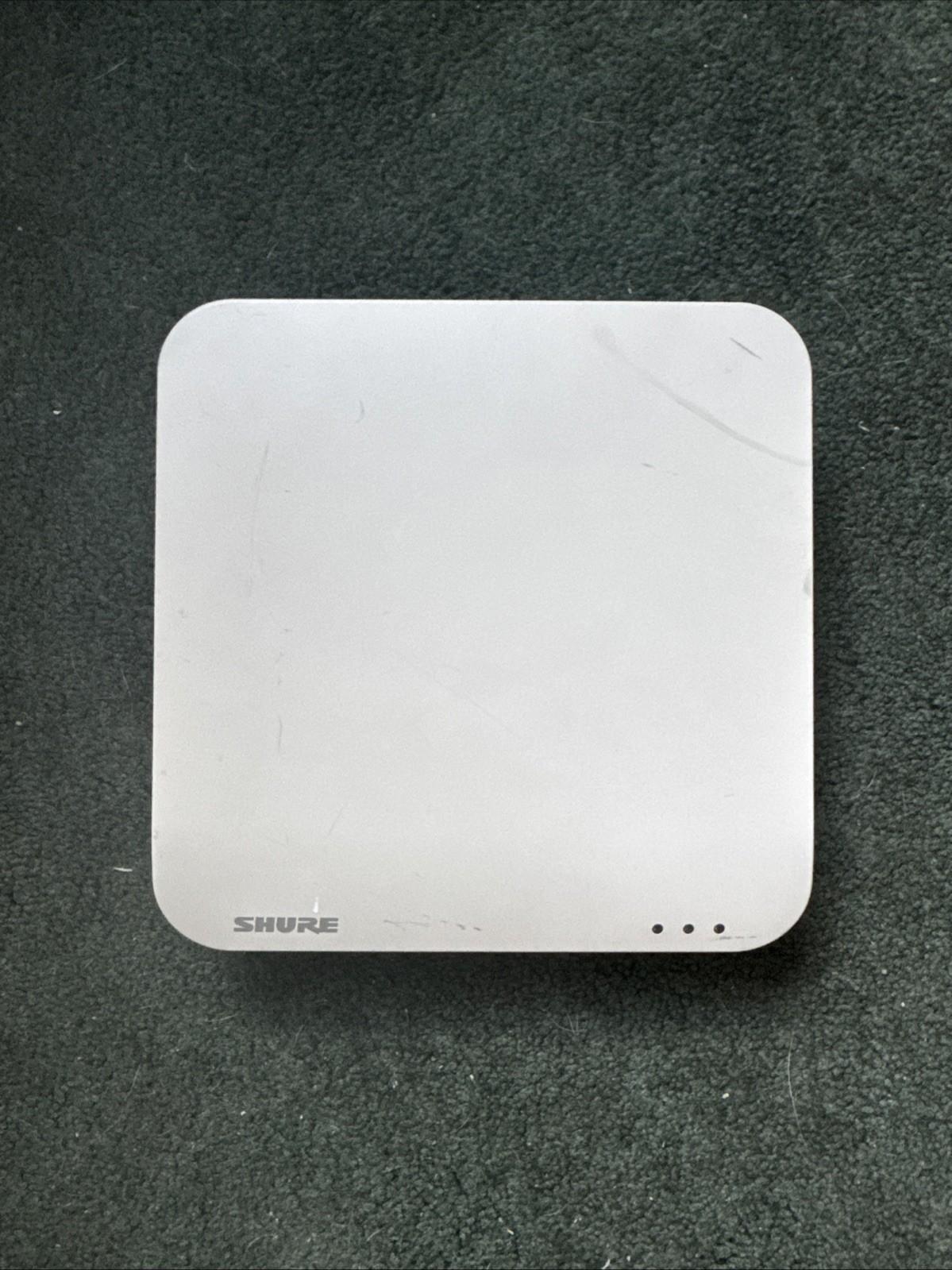 Shure MXWAPT4 4-Channel POE Microphone Transceiver