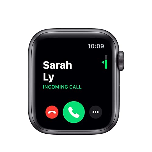 Apple Watch Series 5 - Space Gray Aluminum, Black Band