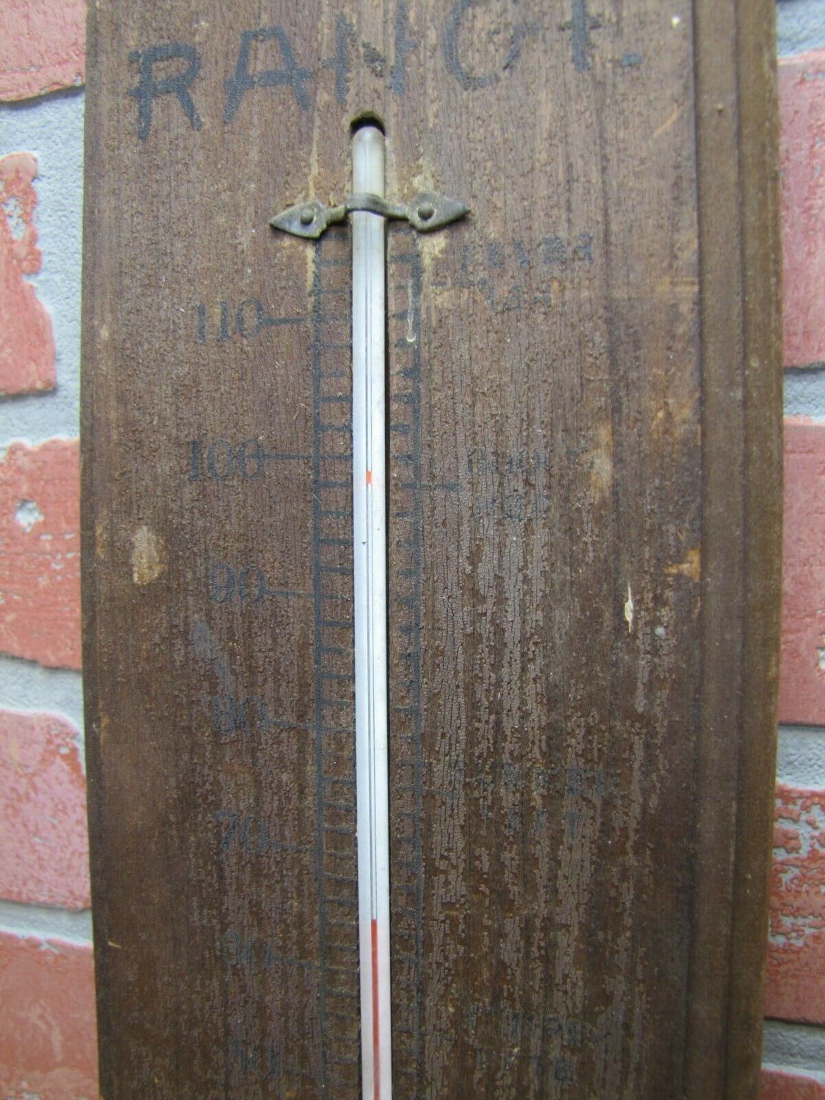 Antique Othello Range Heusingeer Military Plaza Thermometer