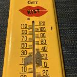 Kist Antique Metal Store Advertisement Thermometer