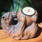 RARE & WONDERFUL 1930s SyrocoWood Bear Playing With Ball Thermometer