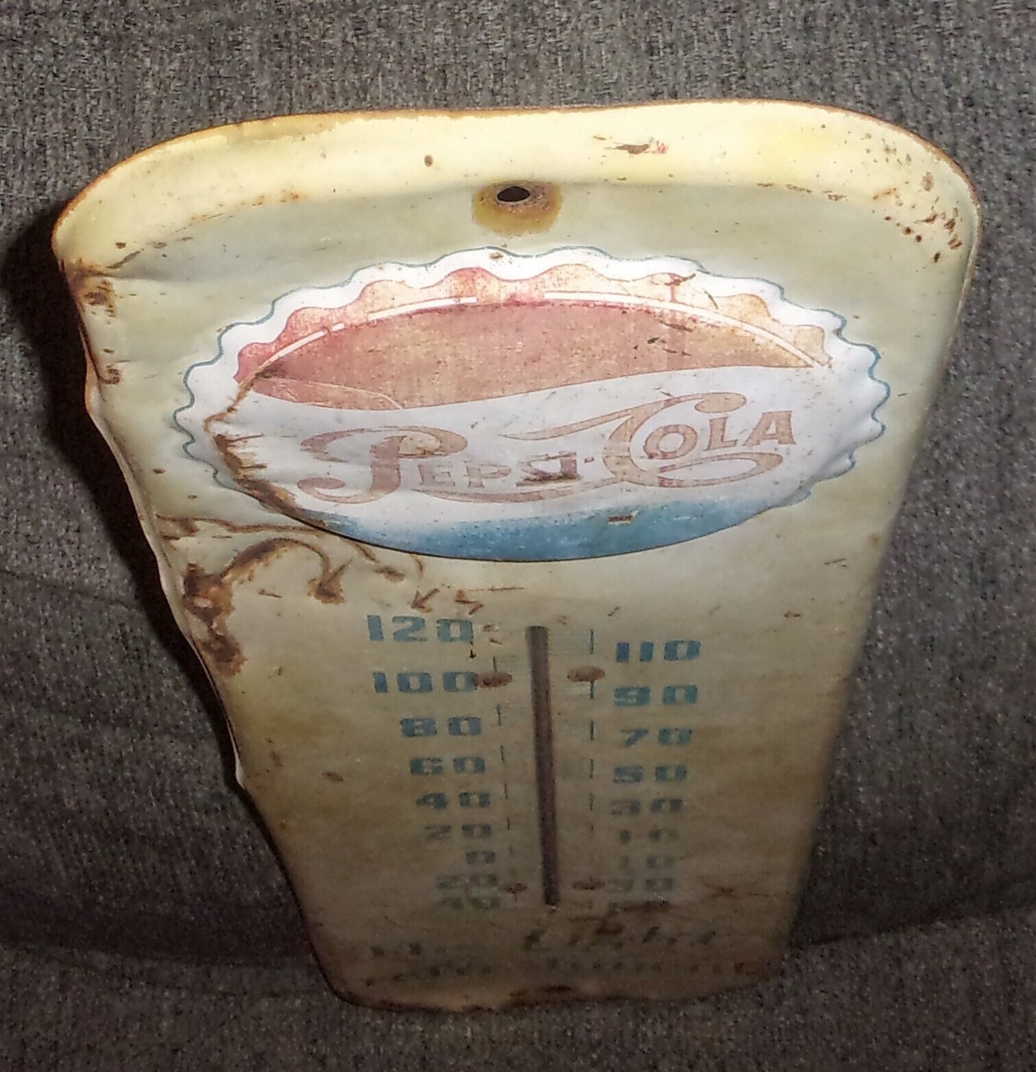 PEPSI COLA Embossed Bottle Cap Thermometer