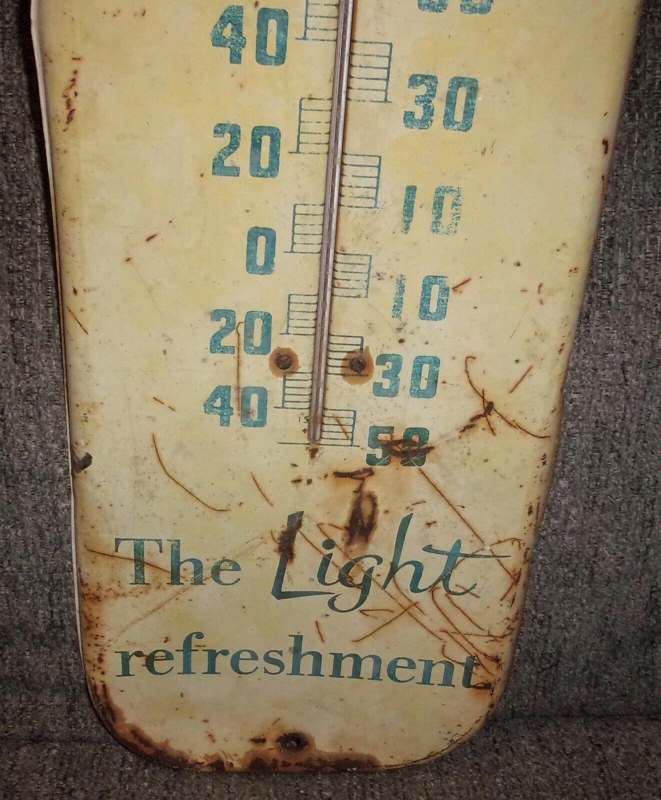 PEPSI COLA Embossed Bottle Cap Thermometer
