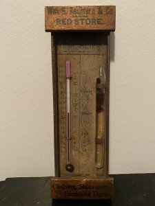 WM H. Rechtern & Co Red Cottage Thermometer