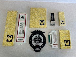 4 Retro Advertising Thermometers in Box