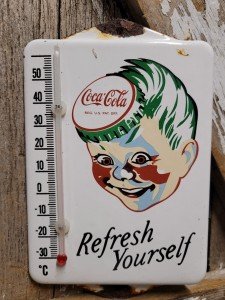Vintage Coca-Cola Thermometer with Bottle Cap Design