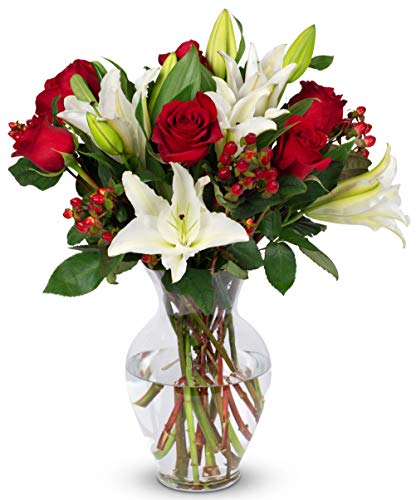 Red Elegance Bouquet: Perfect Floral Gift for Women