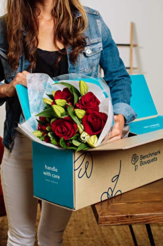 Red Elegance Bouquet: Perfect Floral Gift for Women