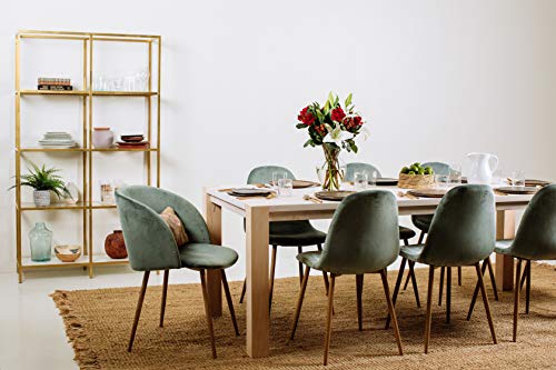 Red Elegance Bouquet: Perfect Floral Gift for Women