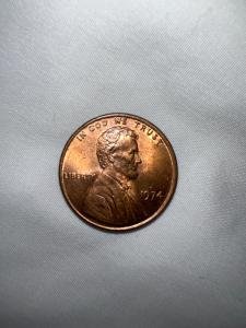 1974 Lincoln Penny - Rare No Mint Mark