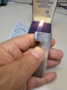 2003 Calibri Brushed SilverTone Solid State Lighter