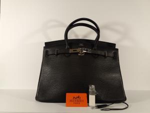 Rare Hermès Birkin Collectible Bag – Must-Have!