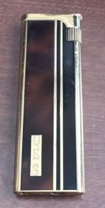 Sleek Vintage Colibri Black and Gold Lighter