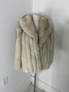 Vintage SAGA FOX Authentic Fox Fur Coat
