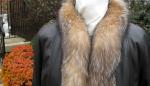 Brown Leather Women's Coat with Fox Fur Trim